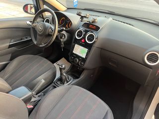 Opel Corsa 2011-thumb-50