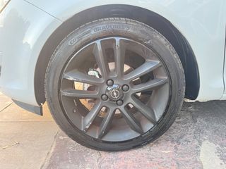 Opel Corsa 2011-thumb-56