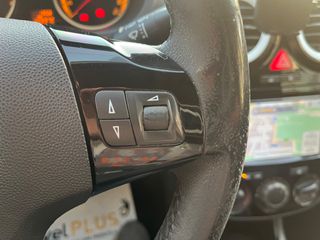 Opel Corsa 2011-thumb-21