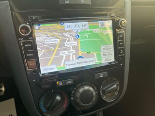 Opel Corsa 2011-thumb-30