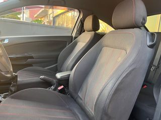 Opel Corsa 2011-thumb-35