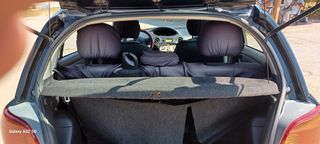 Toyota Yaris 2004 1.3 vvti-thumb-4