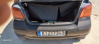 Toyota Yaris 2004 1.3 vvti-thumb-5