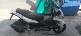 Gilera Nexus 300 2012 300ie-thumb-2