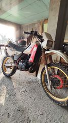 Yamaha DT 250 1987-thumb-1