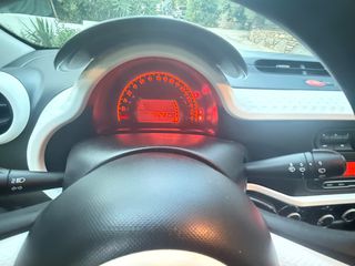 Renault Twingo 2016-thumb-36