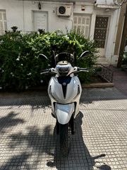 Piaggio Beverly 300 2023-thumb-3