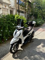 Piaggio Beverly 300 2023-thumb-4