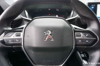 Peugeot 208 2020 Allure 100HP 2020 - Pay As You Drive-thumb-25