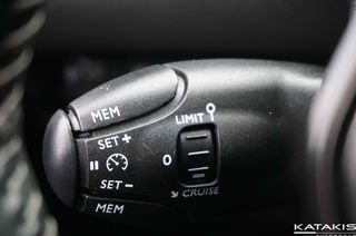 Peugeot 208 2020 Allure 100HP 2020 - Pay As You Drive-thumb-28