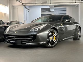 Ferrari GTC4Lusso 2016 V12-thumb-3