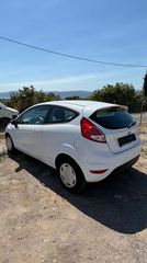 Ford Fiesta 2013-thumb-2