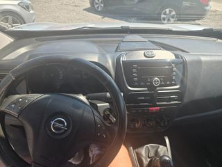 Opel Combo 2012-thumb-13