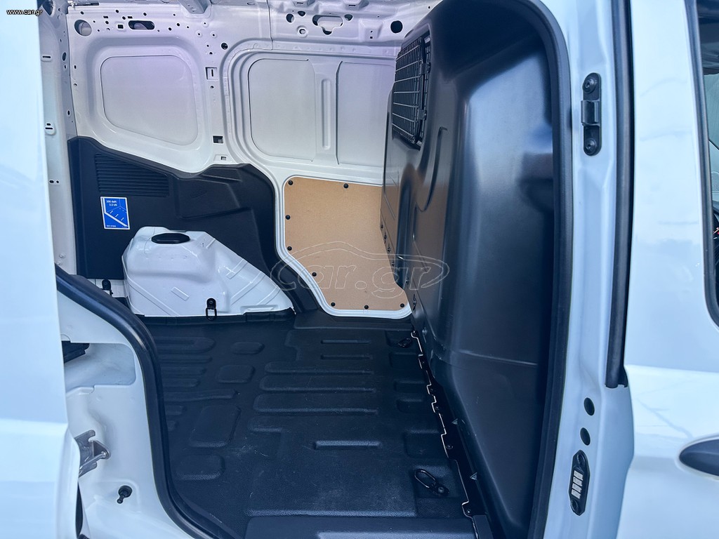 Ford Transit thumbnail 16