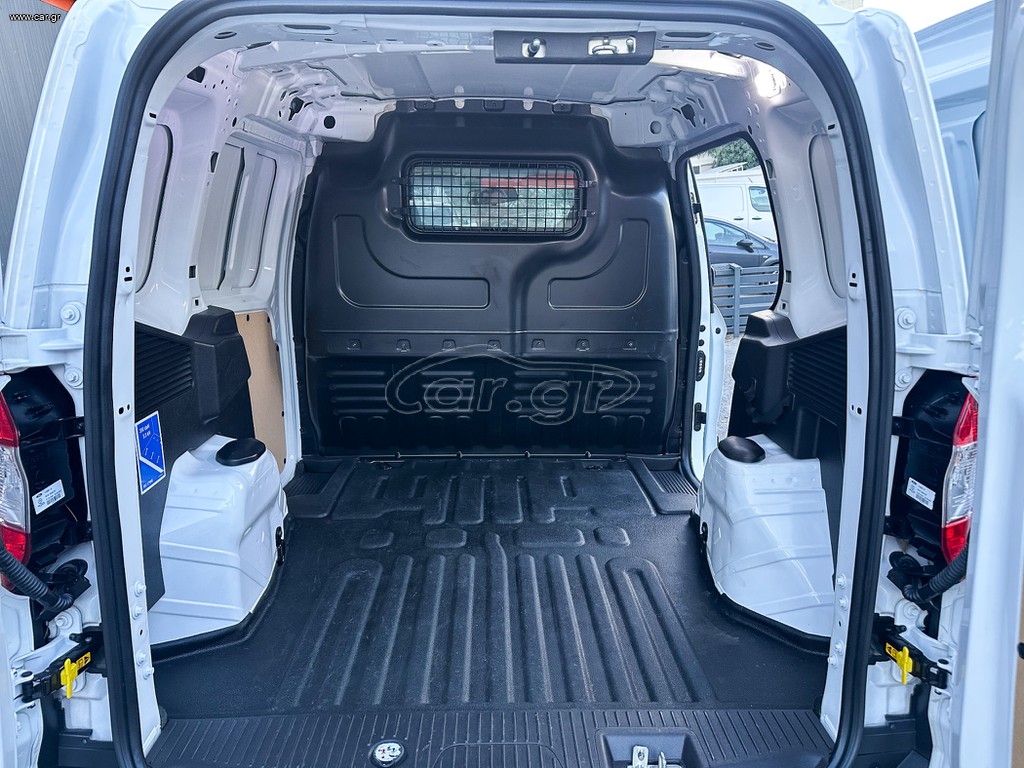 Ford Transit thumbnail 17