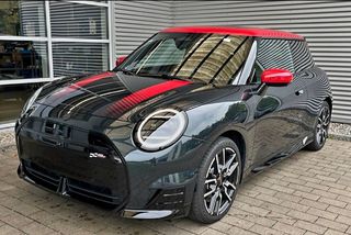 Mini Cooper SE 2024 jcw