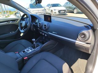 Audi A3 2019 1.6 TDI 116PS Ελληνικό με Book Service-thumb-20