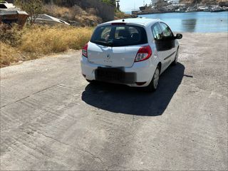 Renault Clio 2009-thumb-3