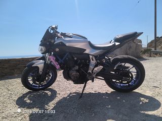 Yamaha MT-07 2015-thumb-4
