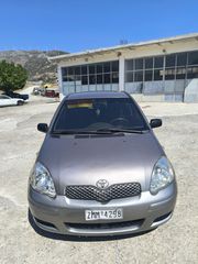 Toyota Yaris 2004-thumb-2
