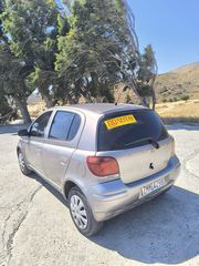 Toyota Yaris 2004-thumb-4