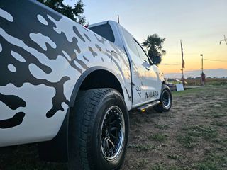 Nissan Navara 2019 D23 4X4-thumb-3