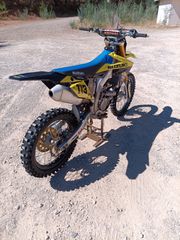 Suzuki RM-Z 250 2025-thumb-7
