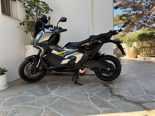 Honda X-ADV 2024-thumb-3