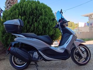 Piaggio Beverly 350 2021 sport touring, ABS,TRACTION CONTROL-thumb-2