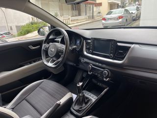 Kia Stonic 2019 Spirit 136hp-thumb-8