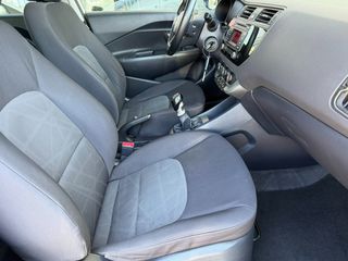 Kia Rio 2017 1.1 CRDI 75HP-thumb-11