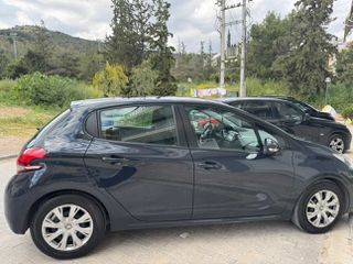 Peugeot 208 2016 panorama-thumb-2
