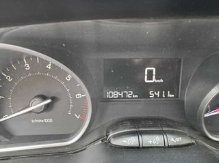 Peugeot 208 2016 panorama-thumb-6