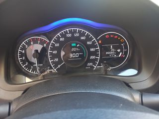 Nissan Note 2017-thumb-9