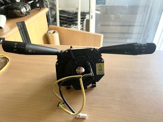 Fiat Grande Punto ‘05-13 /Punto ‘09-18 Μοχλοδιακοπτης/Ταινια Τιμονιού 735471934 / 735410424 / 735521313