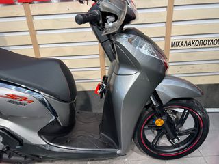 Honda SH 300i 2018-thumb-9