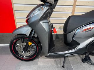 Honda SH 300i 2018-thumb-17
