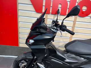Aprilia SR GT 125 2023-thumb-13