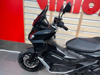 Aprilia SR GT 125 2023-thumb-14