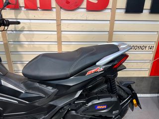 Aprilia SR GT 125 2023-thumb-18