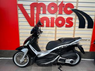 Piaggio Beverly 300 2010-thumb-10