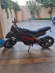 Ducati Hypermotard 821 2013-thumb-1