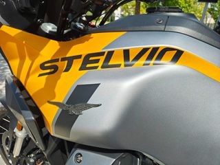 Moto Guzzi Stelvio 2024 1ό Χέρι , κατάσταση βιτρίνας !!! Giallo Savana  2024 !!!-thumb-10
