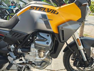 Moto Guzzi Stelvio 2024 1ό Χέρι , κατάσταση βιτρίνας !!! Giallo Savana  2024 !!!-thumb-11