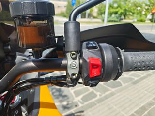 Moto Guzzi Stelvio 2024 1ό Χέρι , κατάσταση βιτρίνας !!! Giallo Savana  2024 !!!-thumb-30