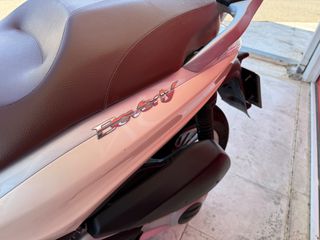 Piaggio Beverly 300i 2015-thumb-12