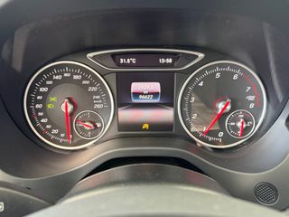 Mercedes-Benz A 180 2017 E-Book Service  96.000KM !-thumb-39