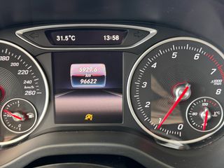 Mercedes-Benz A 180 2017 E-Book Service  96.000KM !-thumb-40