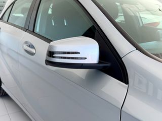 Mercedes-Benz A 180 2017 E-Book Service  96.000KM !-thumb-13