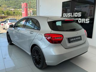 Mercedes-Benz A 180 2017 E-Book Service  96.000KM !-thumb-16